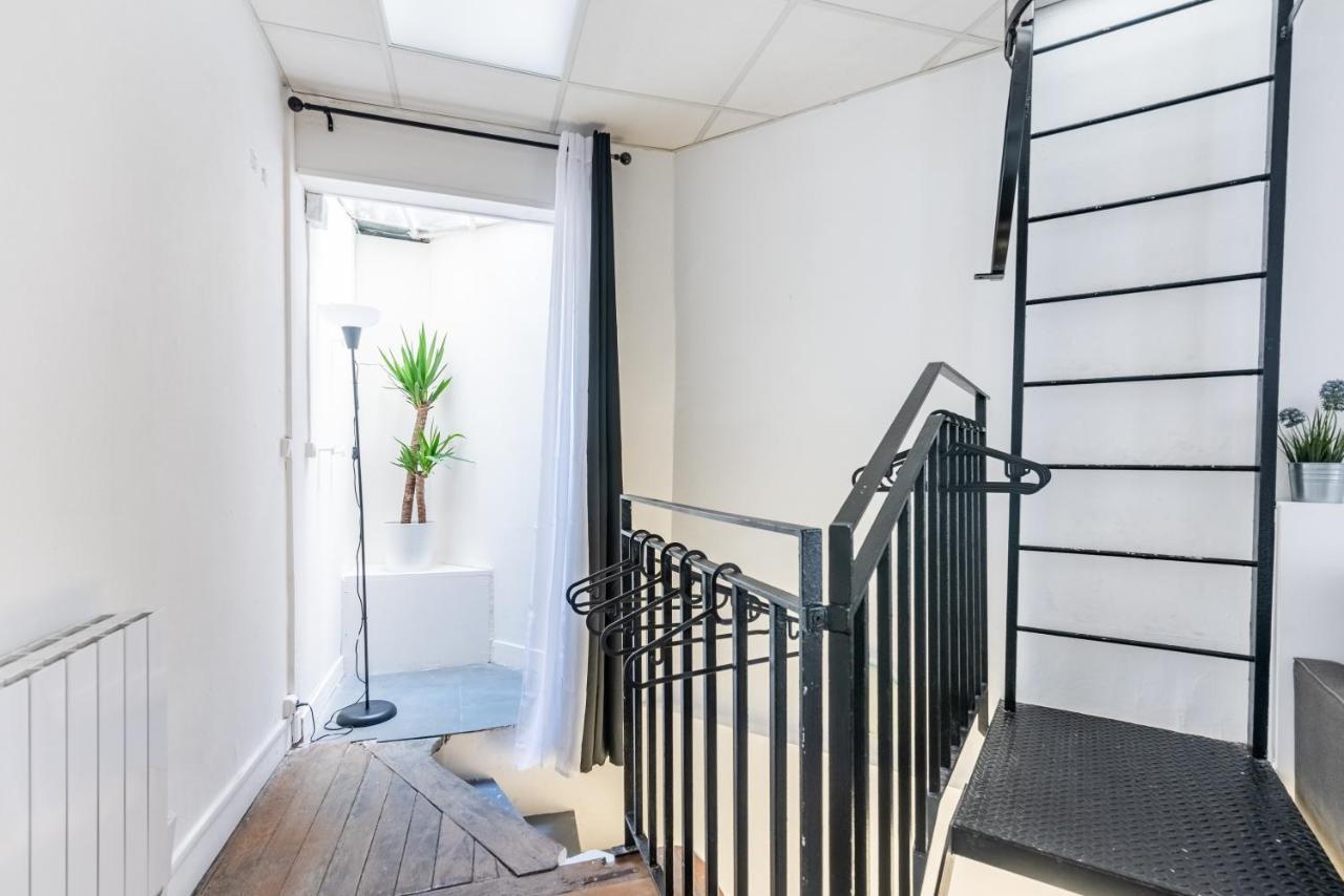 Triplex Magenta Quest Apartment Paris Bagian luar foto