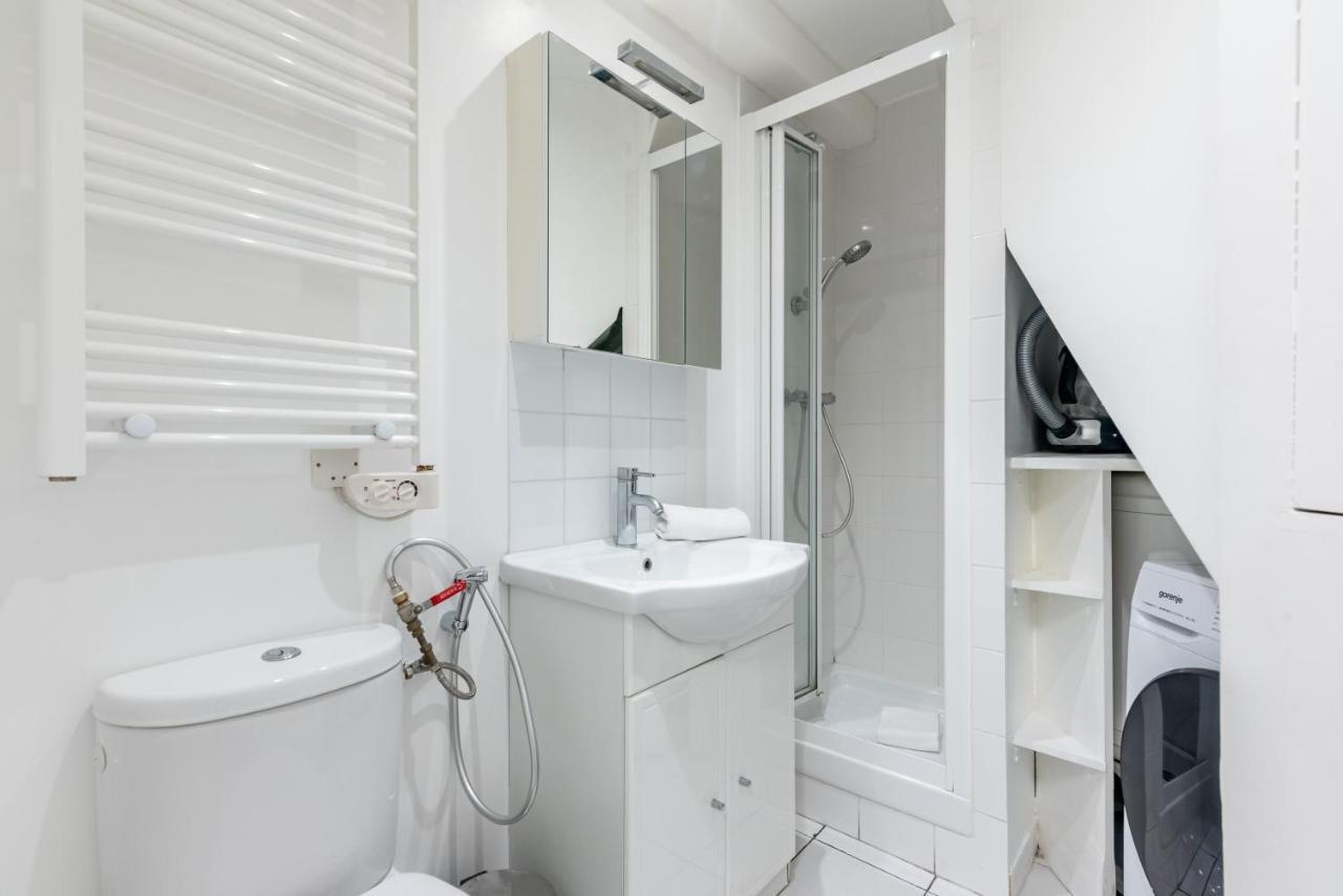 Triplex Magenta Quest Apartment Paris Bagian luar foto