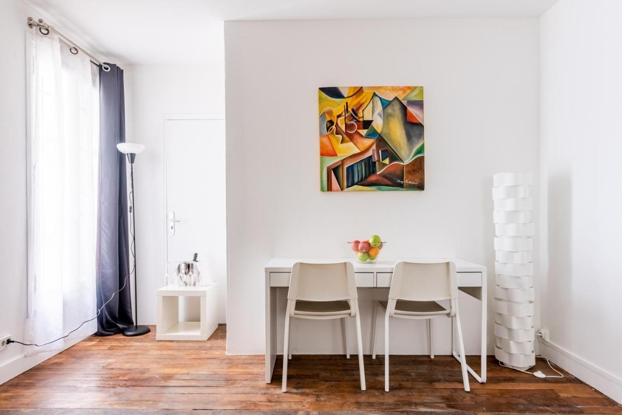 Triplex Magenta Quest Apartment Paris Bagian luar foto