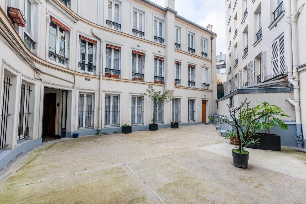 Triplex Magenta Quest Apartment Paris Bagian luar foto